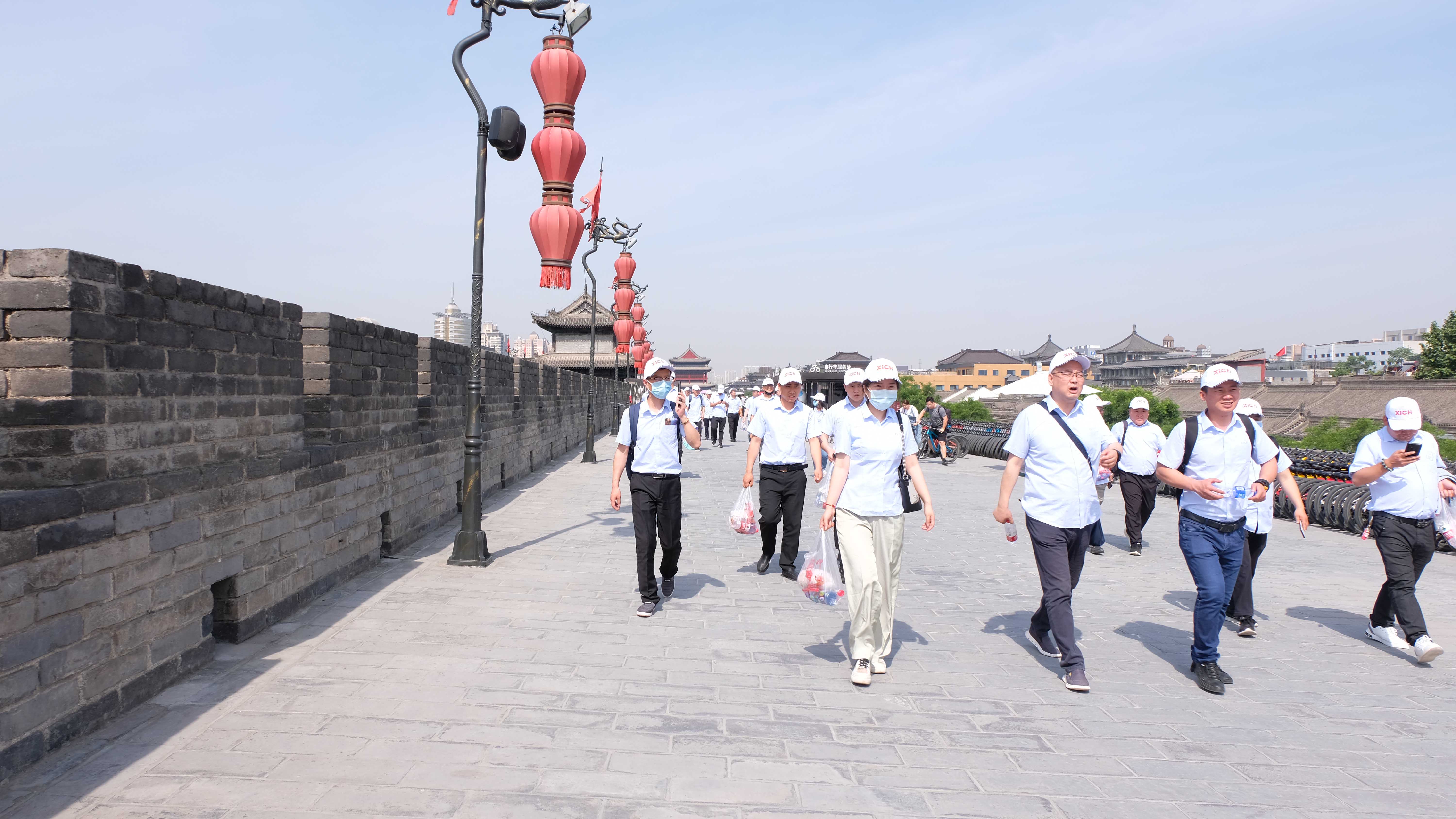 西馳電氣營(yíng)銷(xiāo)中心會(huì)議圓滿成功(圖24)